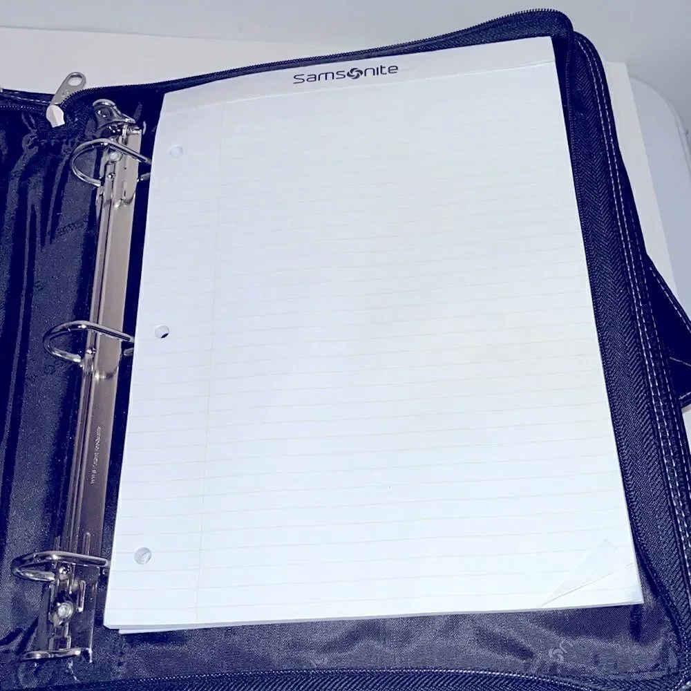 Samsonite vintage black